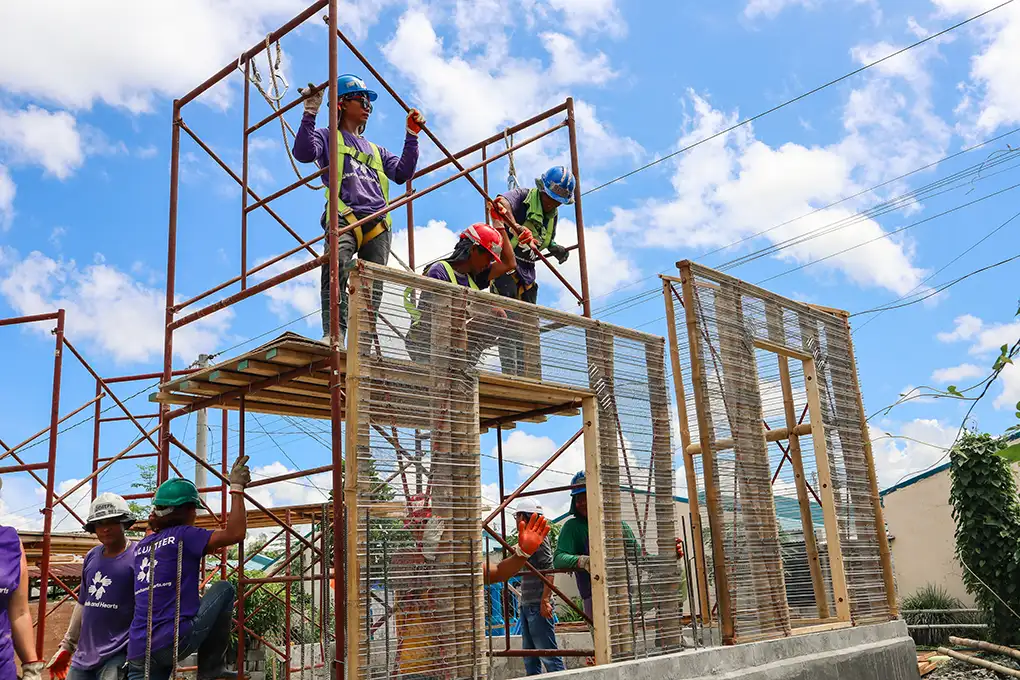 Philippines Northern Tacloban Recovery Program Volunteer