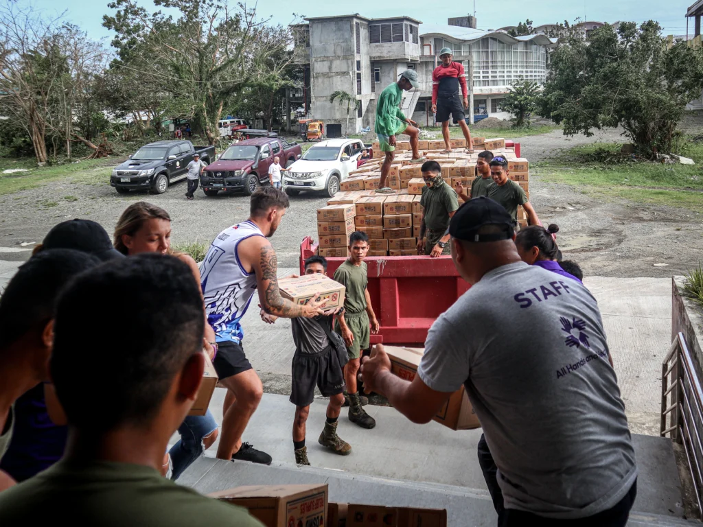 AH&H supports the distribution of food packs in communities affected by Typhoon Uwan.